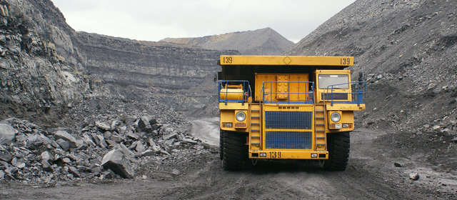 Горный грузовик