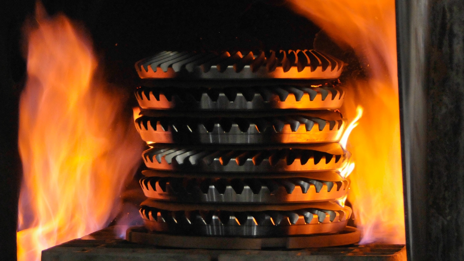 JPGRESISIS-BANNER-IMAGE-GEARING-01